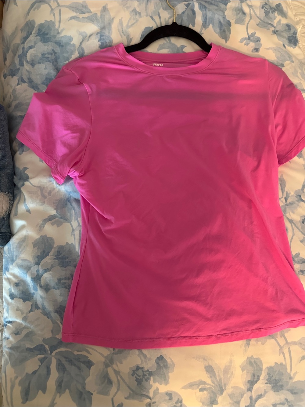 Skims top